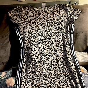 BN never worn WOT Leopard print dress. I have full description in details